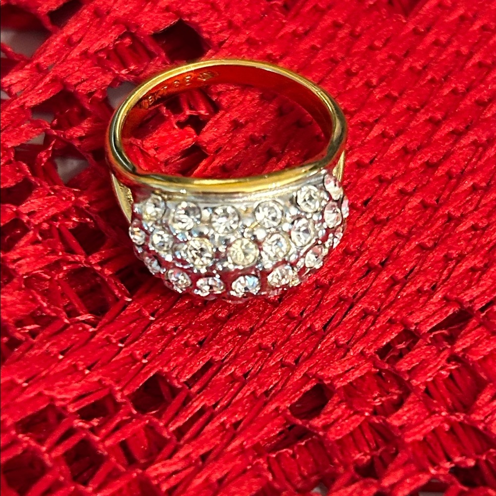 Elegant Gold and Silver Crystal Ring